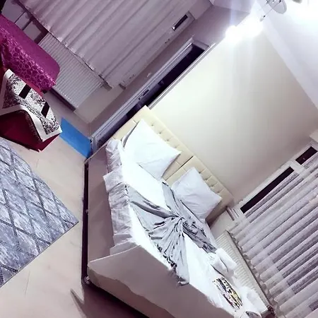 Deluxe Apart Aparthotel