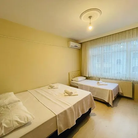 Aparthotel Deluxe Apart *